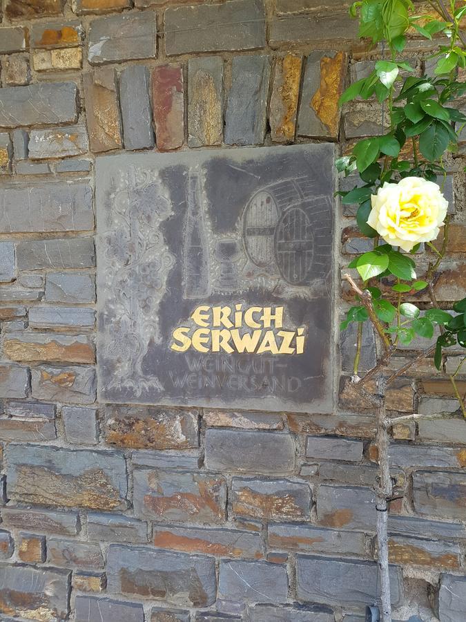 Weingut Erich Serwazi Mesenich Exterior photo